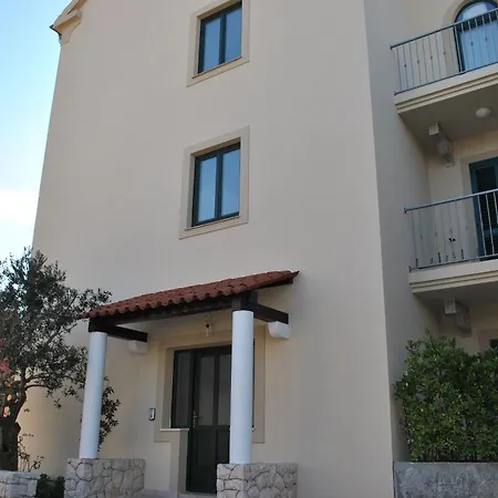 Cinthija Mit Balkon Direkt Am Bibinje